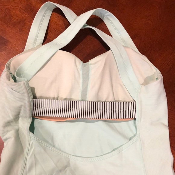 Lululemon Core Kicker Mint Crossback Tank Size 6 - Picture 5 of 7